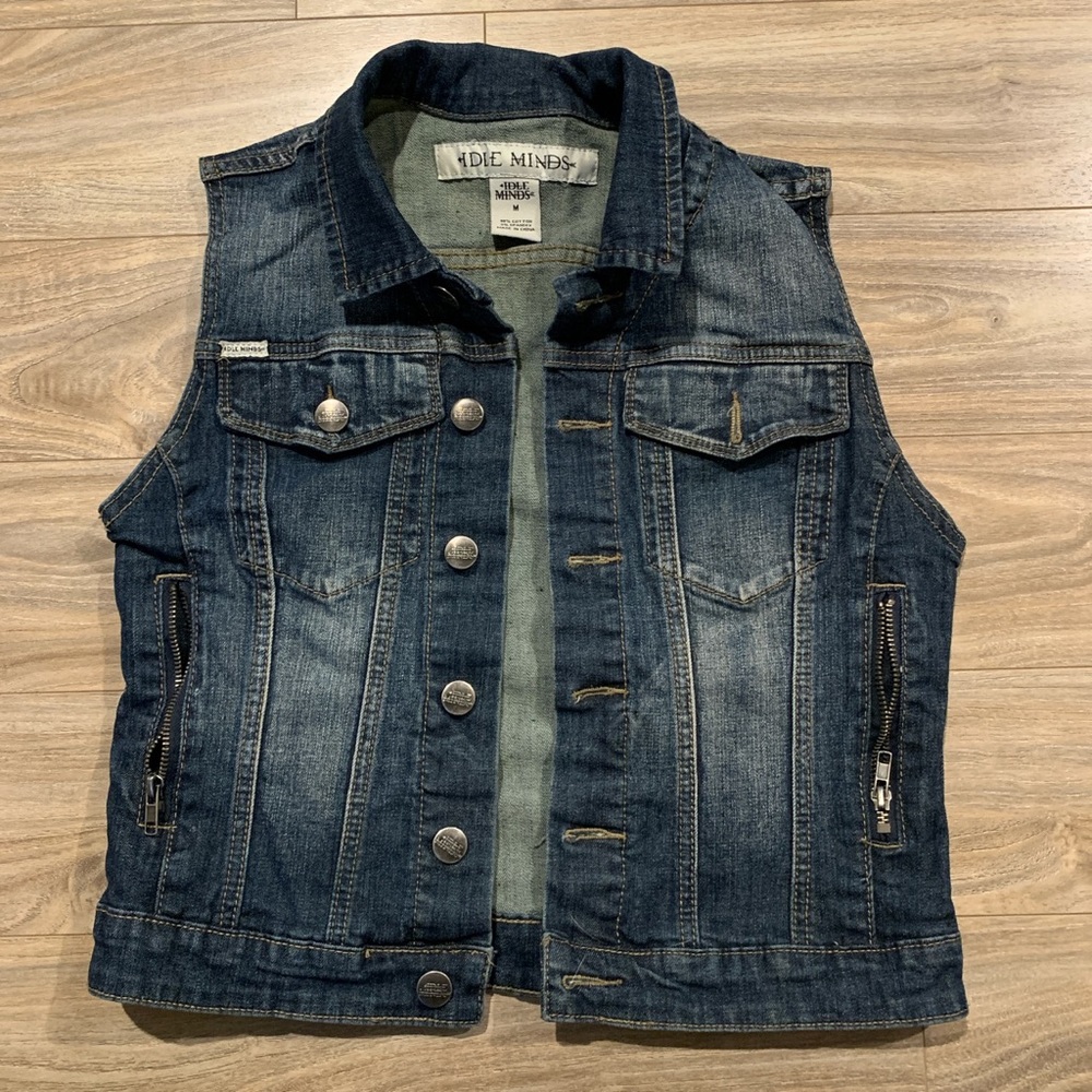 Jean Vest